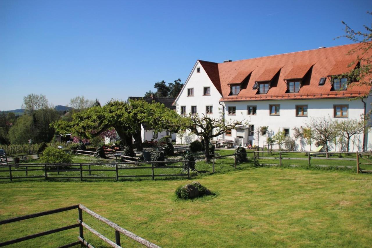 Hotel Montfort-Schloessle Lindau  Exterior photo
